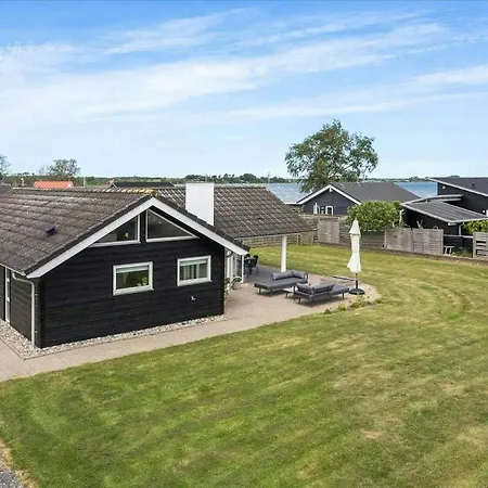 Newly Renovated Summer House In Gronninghoved * Sjølund