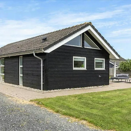 Casa vacanze Newly Renovated Summer House In Gronninghoved